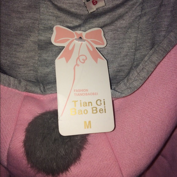 Hooded sweater coat with bunny ears - Picture 7 of 7